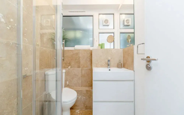 New Apartment Liverpool Street Brick Lane