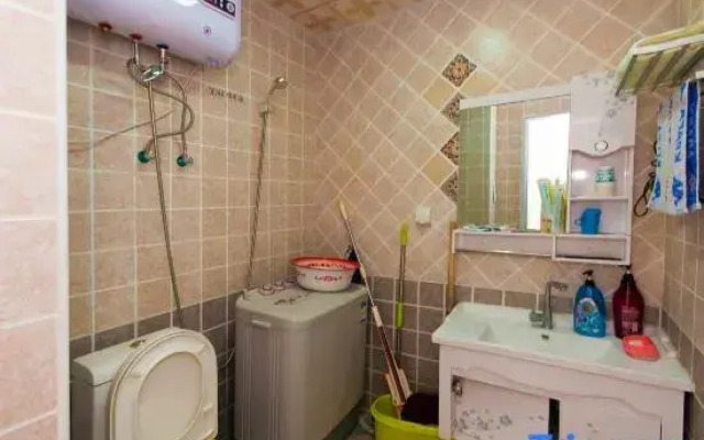 Chengde Qi Sheng day rental apartment