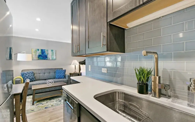 Studio in Oakdale - 203
