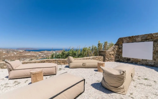 Luxury Villa With Stunning Views Above Kalo Livadi