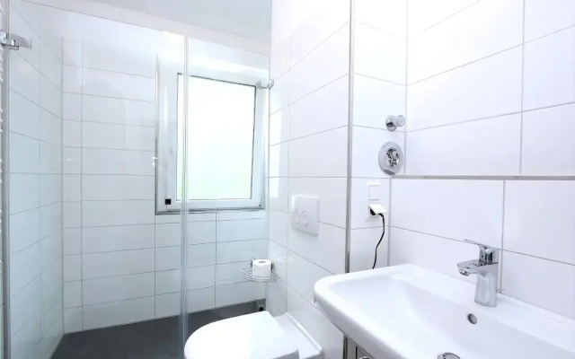 Private Apartment Donaustraße