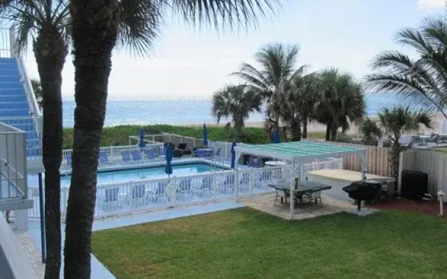 Seaside Beach Club