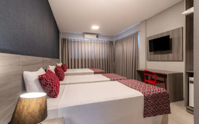 103 Hotel & Flats
