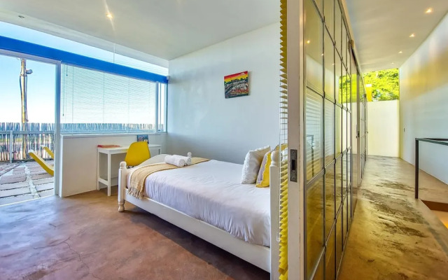 Ocean Views Open Plan Pool 3 Bed