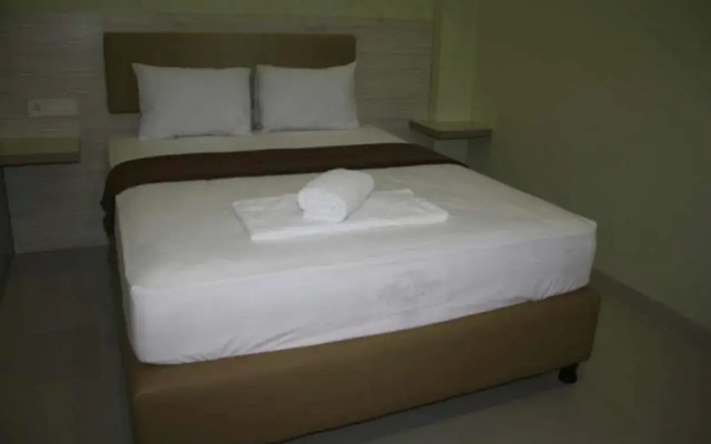Pare Beach Hotel