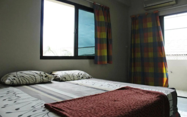 Saeng Chan Apartment