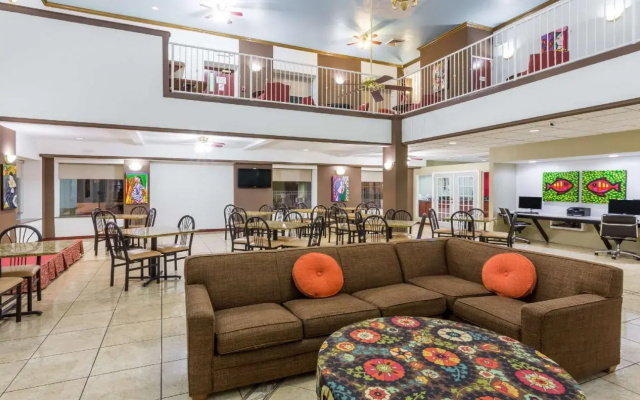 Quality Inn Zephyrhills - Dade City