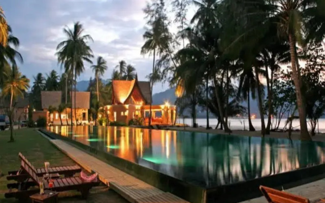 Koh Chang Beach Villas