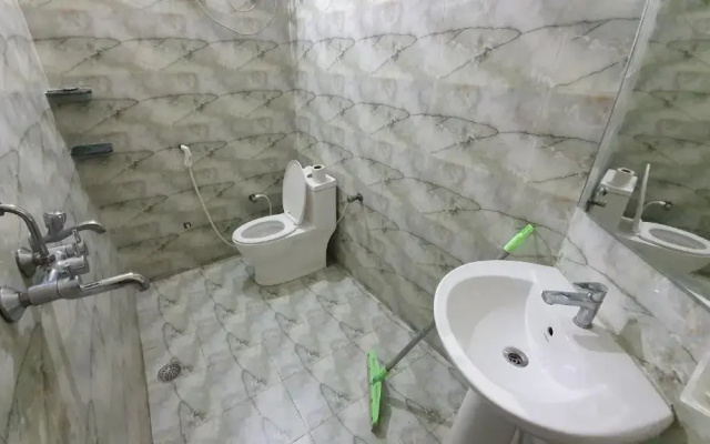 Anukampa paying guest house