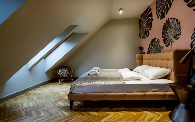 K52 luxury 4BDRM 4BTHRM apartment