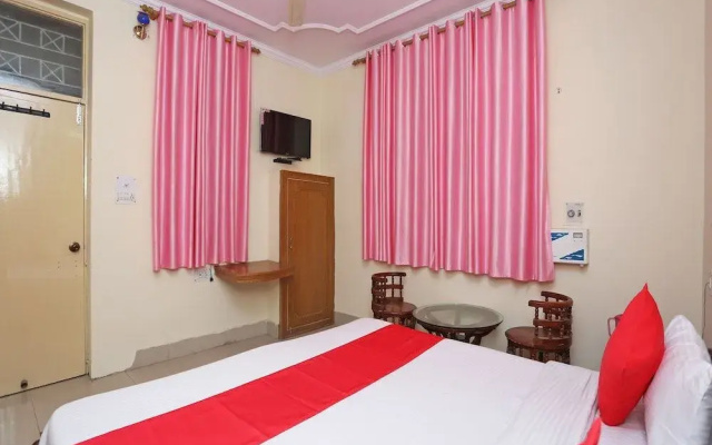 Oyo 36715 Hotel Valley Inn