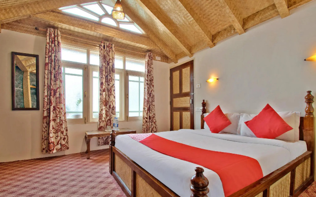 Hotel Ronak Resort