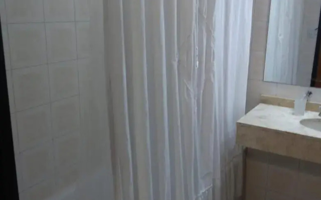 Hermosa Casa Cerca de Todo