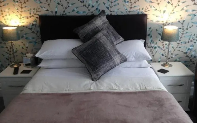 Rostrevor Hotel - Guest House