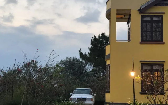 Mars House Homestay