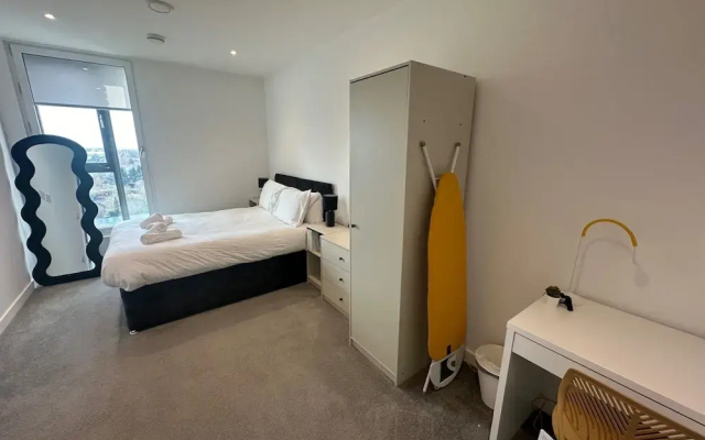 2 Bedroom Apartment - Sleeps 6