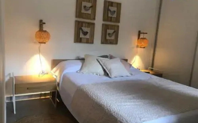 Laura Deco I