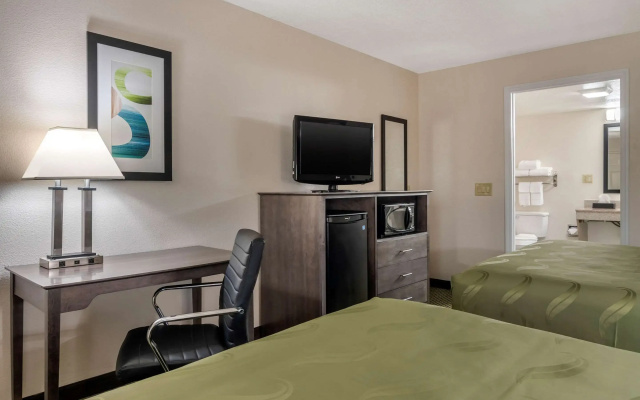 Quality Inn McDonough Atlanta South