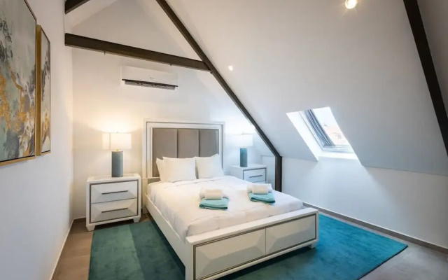The Handelskade Crown A Historical Penthouse