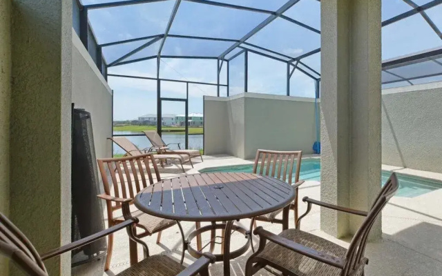 Storey Lake-5 Bedroom W/Splashpool-1617S Townhouse by RedAwning