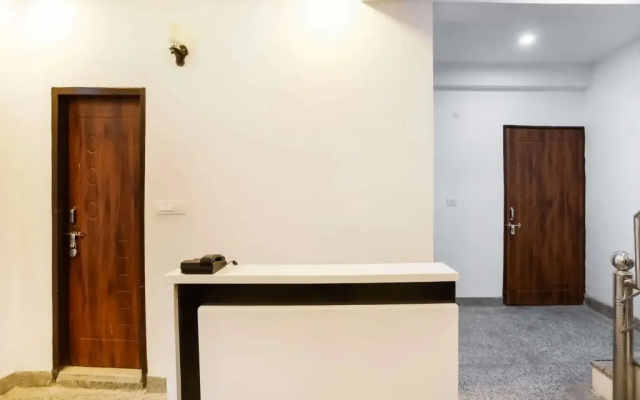 Kartik House by OYO Rooms