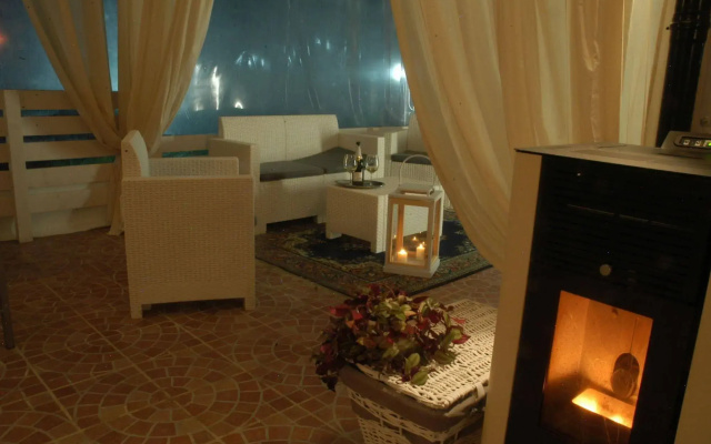 B&B Falco Bianco
