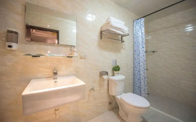 OYAJI Guesthouse
