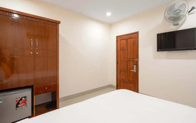 Lotus Rock 05 Hotel