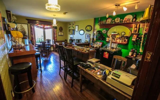The Claddagh Inn