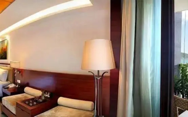 Отель Sanya Marina Spa