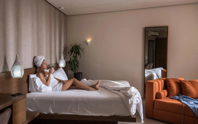 Metropole Urban Hotel