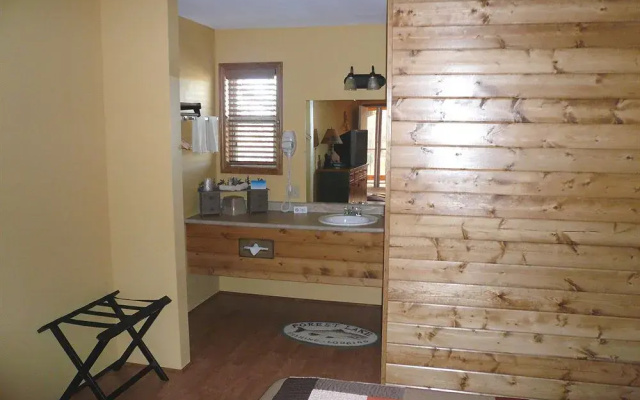 The Lookout Lodge