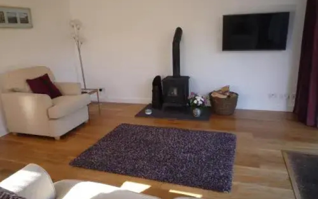Ednyfed Apartment