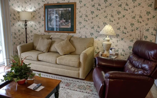 Whispering Pines 421
