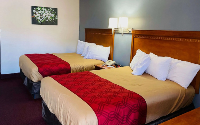Baymont by Wyndham Lake George
