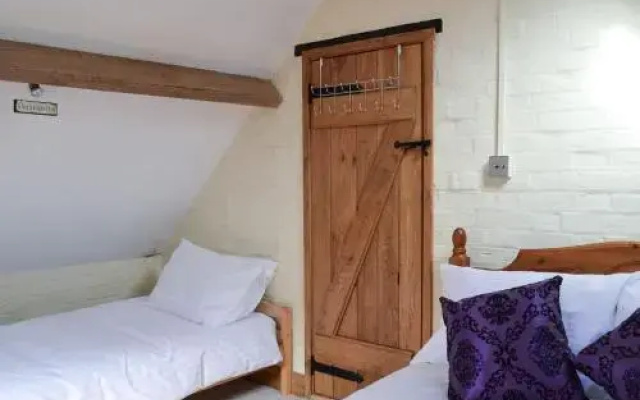 Meadow Barn