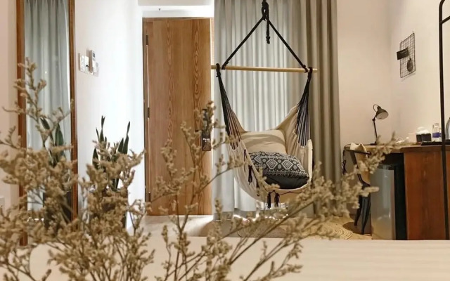 The Hut Boutique Hotel-Notre Dame