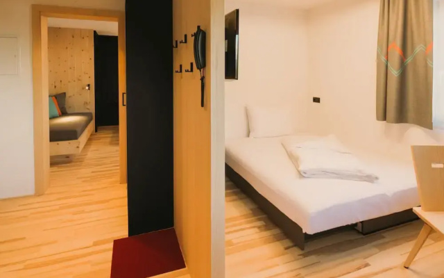Alpin Garni Das Kleine Hotel