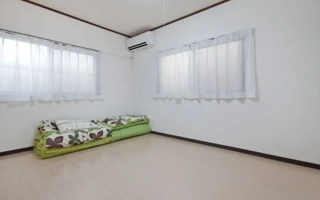 Guesthouse SAYURI HONKAN