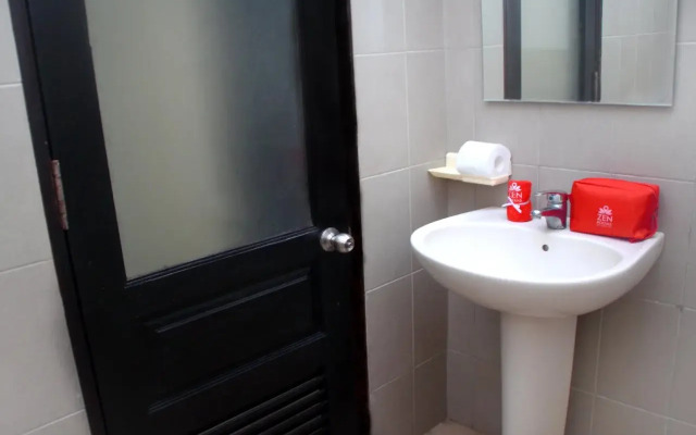 Family Guest House Surabaya