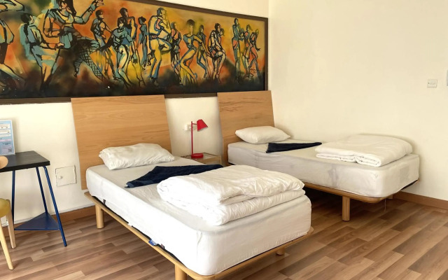 Battuta Hostel