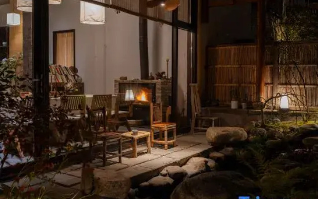 Yichun Wentang Yuhou Hot Spring Homestay