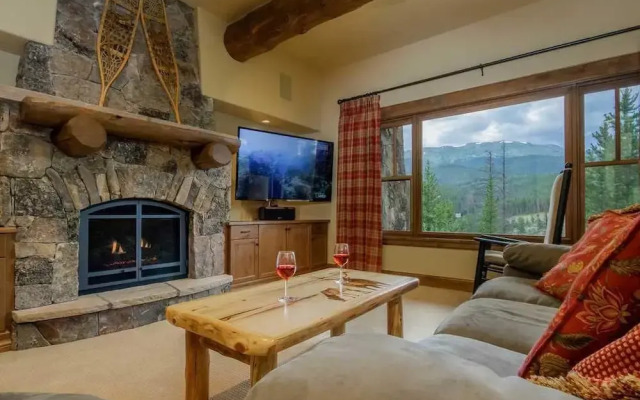 Cloud Peak Vista Peak 7 Private Home with Hot Tub