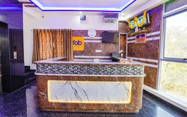 Fabhotel Sri Ram Comforts