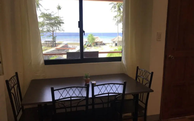 Mlb Beachfront Apartment