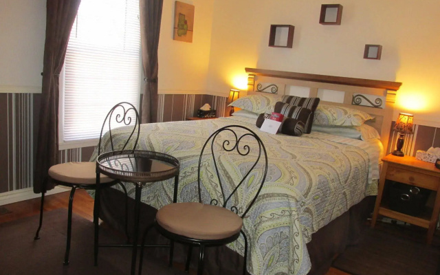 Cozy House B&B