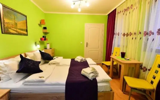 Guest Accommodation TAL Centar