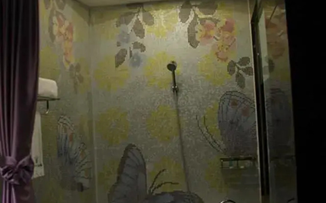 aina hotel(洛阳爱纳艺术酒店)