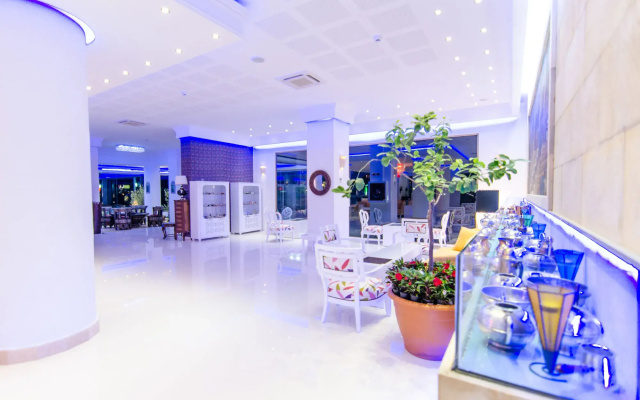 Phoenicia Luxury Hotel