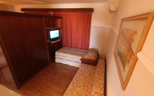 Nena Suite